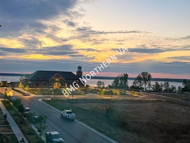 Building Photo - 1636 Kirkman St