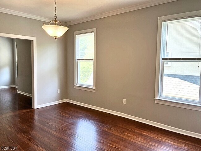 Building Photo - 200 Roseland Ave