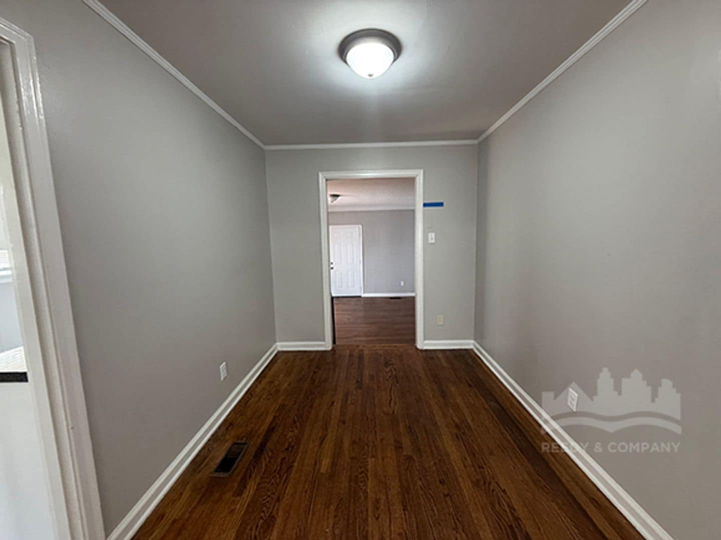 Building Photo - Your Perfect Home: Renovated 3 Bed, 1 Bath!