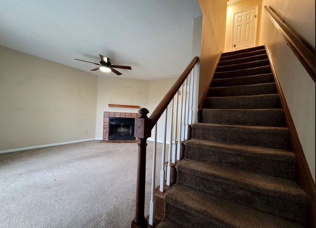 Building Photo - 2 bed 2.5 bath Townhouse condo in Butler Township