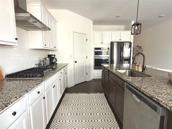 Building Photo - 5575 Coltman Dr
