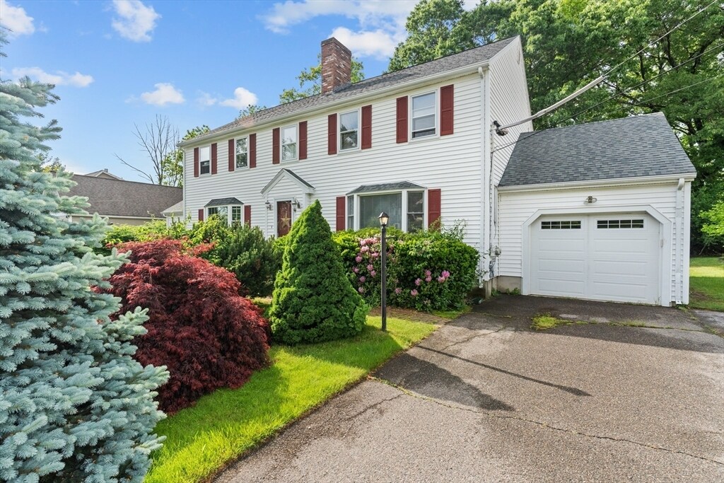 Building Photo - 81 Cotuit St