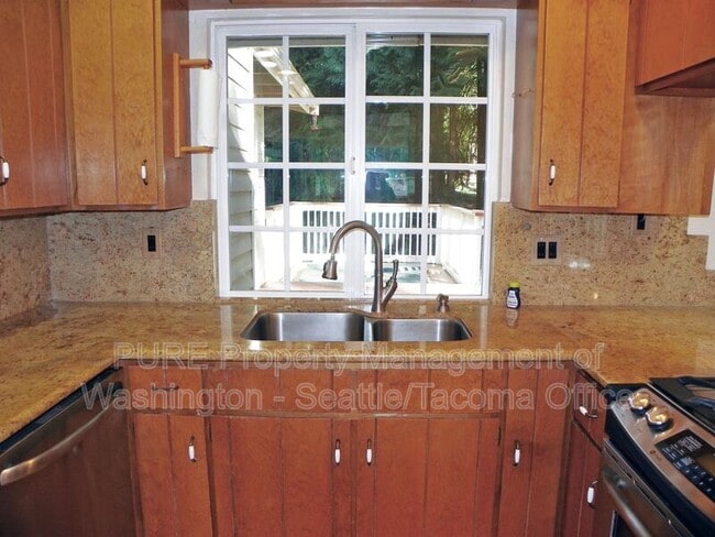 Building Photo - 8313 71st St NW