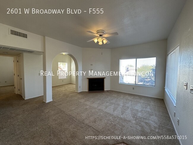 Building Photo - 2601 W Broadway Blvd