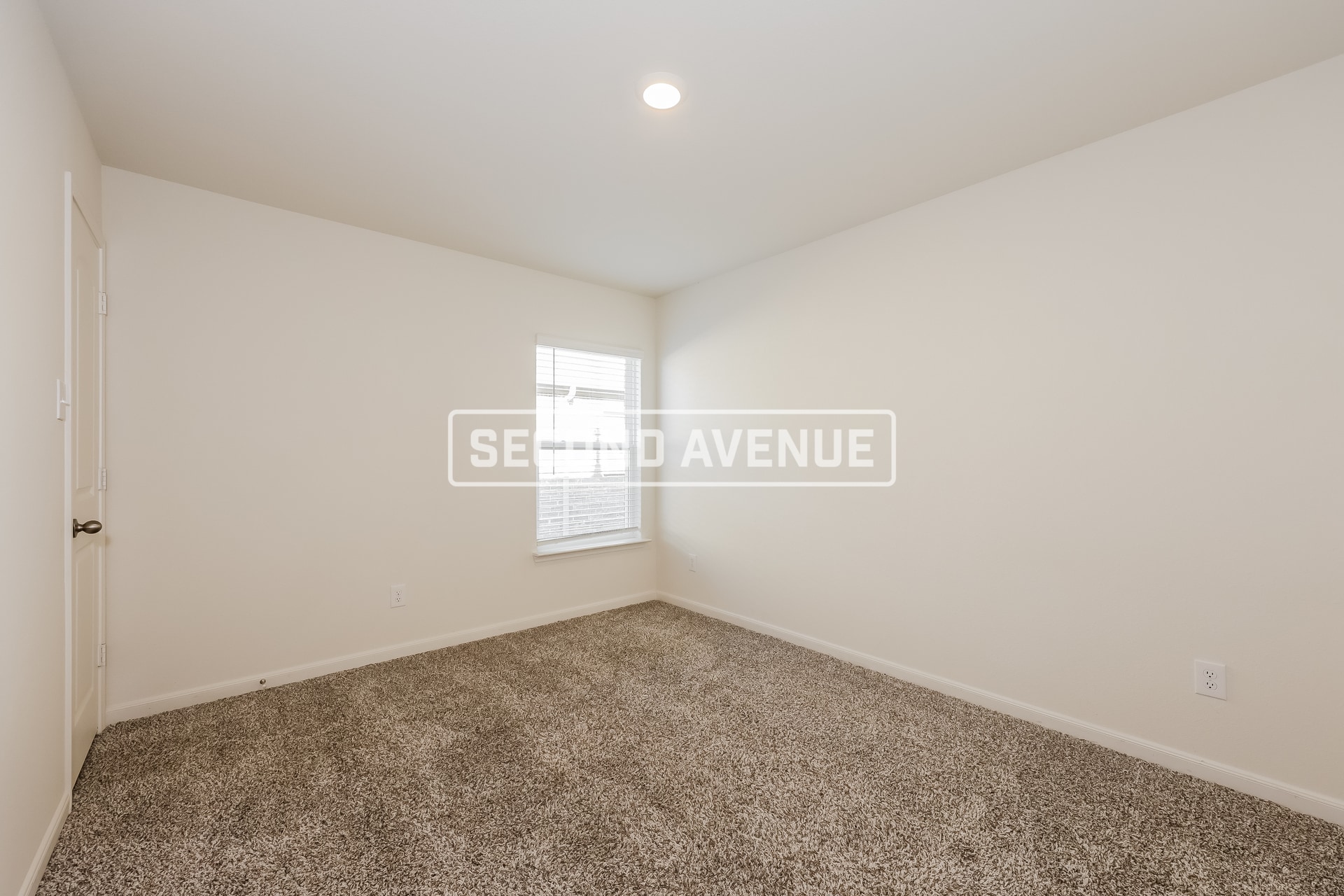 Building Photo - 327 Condie Russell Ave