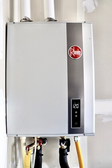 Building Photo - 1536 Minories Dr