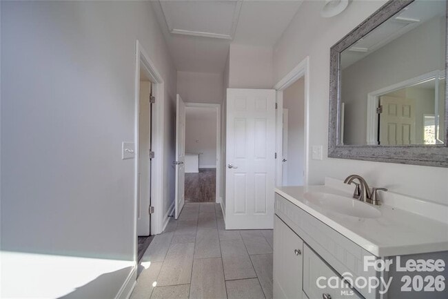 Building Photo - 112 Rockwell Ct