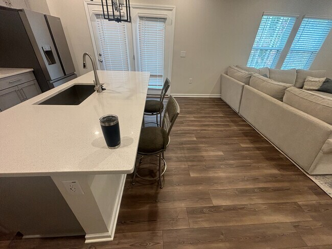 Building Photo - Room in House on Collaborative Wy