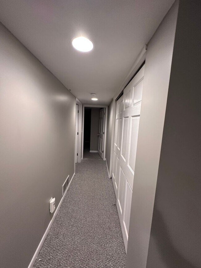 Building Photo - 6024-6026 W 35th Street