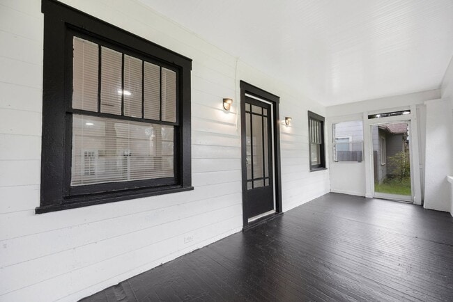 Building Photo - 4119 1st Ave N