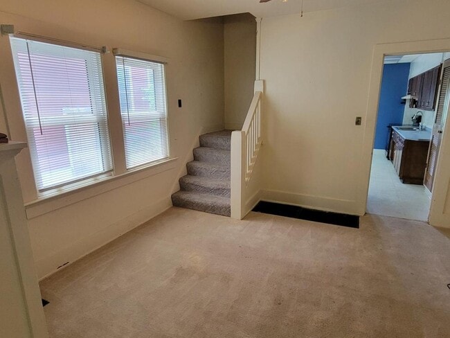Building Photo - 1053 Highland Ave
