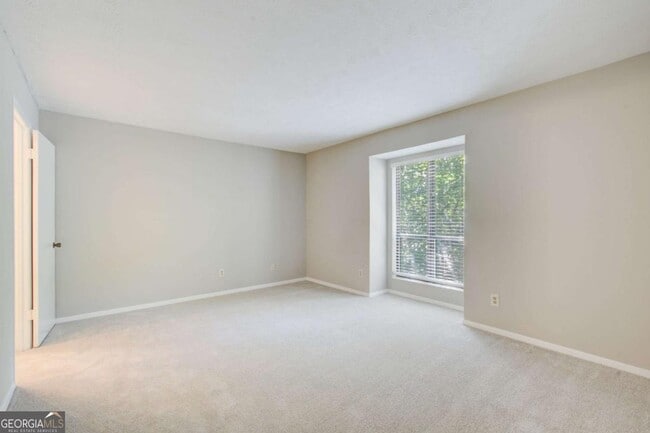 Building Photo - 805 Tuxworth Cir