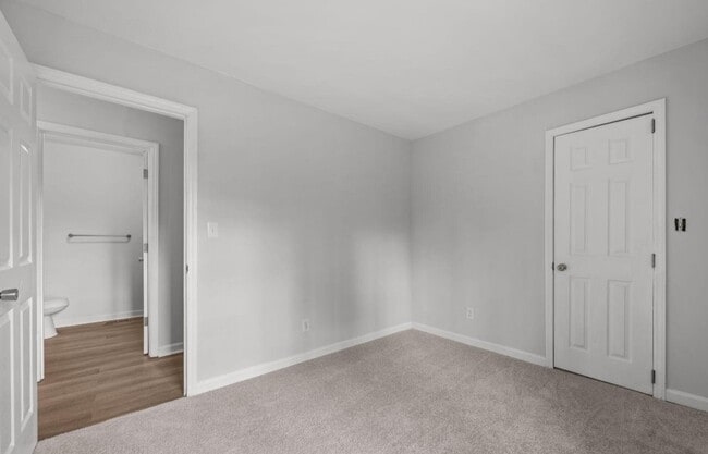 Building Photo - 309 Cody St