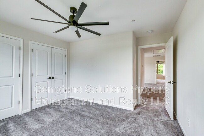 Building Photo - 101 Bellagio Villas Dr