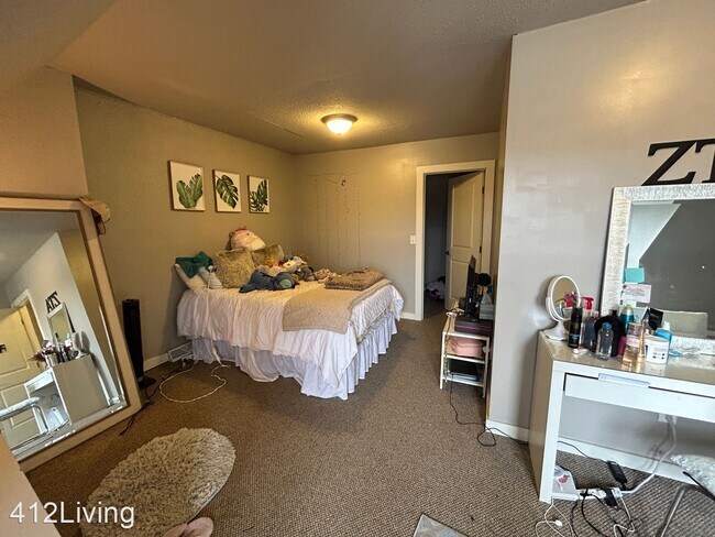 Building Photo - 4 br, 2 bath House - 82 S 24th Street