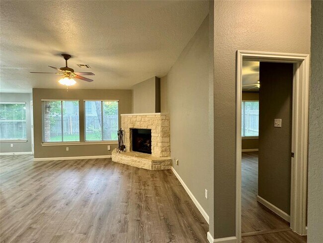 Building Photo - 9104 Heiden Lane