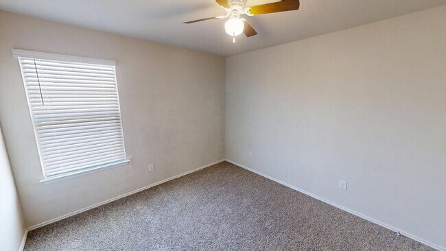 Building Photo - "Charming 4-Bed Home in Copperas Cove with...