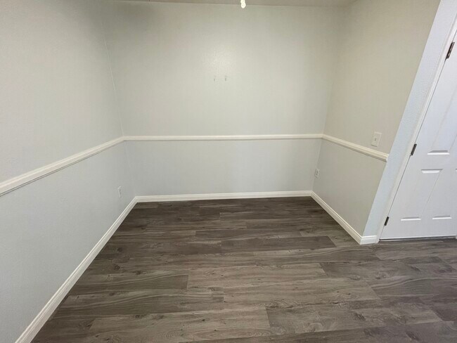 Building Photo - 1810 S El Camino Real