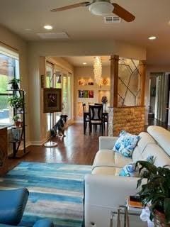 Building Photo - 2811 Corbin Ln