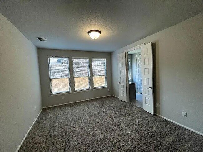 Building Photo - 936 Azul Lagoon Dr