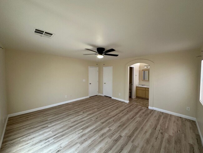 Building Photo - 4bed house ready for occupancy