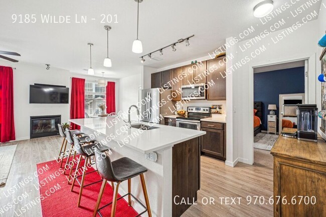 Primary Photo - Spacious and Bright Modern 3-Bedroom Condo...