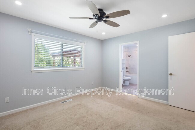 Building Photo - 2225 Mt Whitney Dr