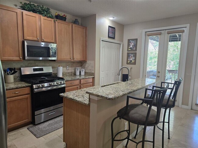 Building Photo - 3005 Bayshore Pointe Dr