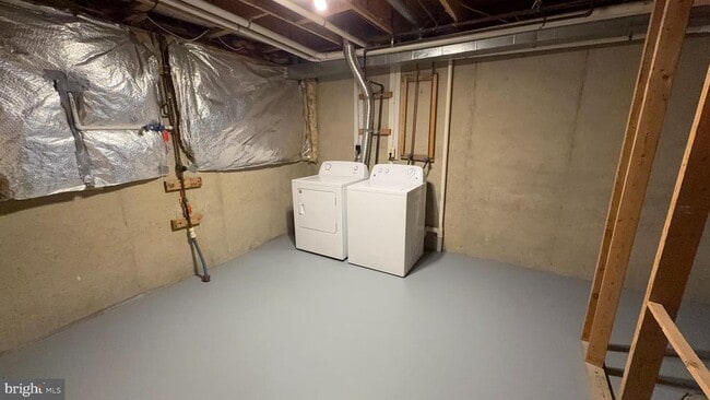 Building Photo - 7907 Gambrill Ct