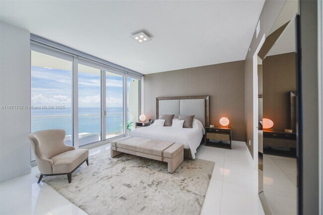 Building Photo - 16901 Collins Ave