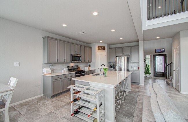 Building Photo - 2202 Anzio Ct