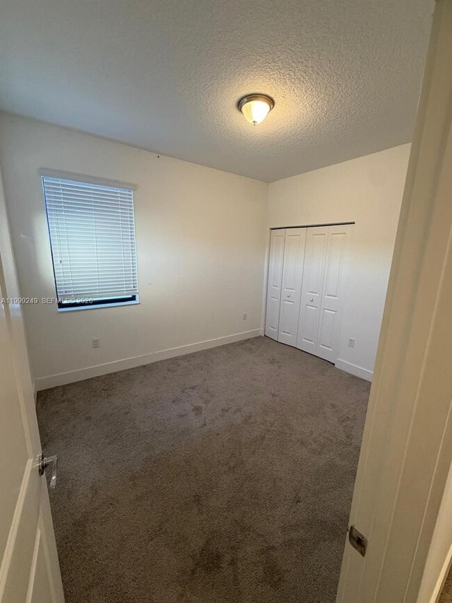 Building Photo - 5669 CERVA LN Ave