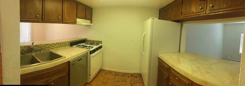 Kitchen View From Hall - 3033 Hollycrest Dr