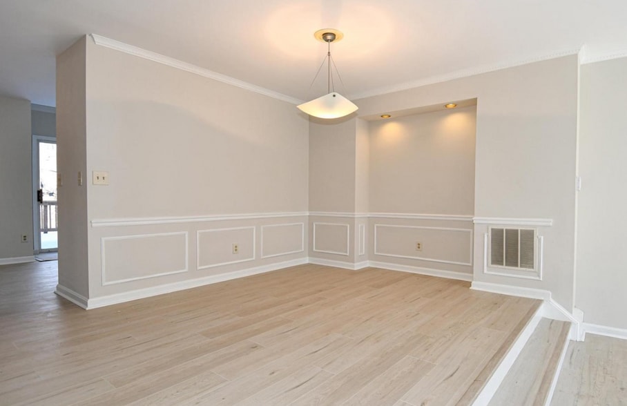 Building Photo - 12307 Sweetbough Ct