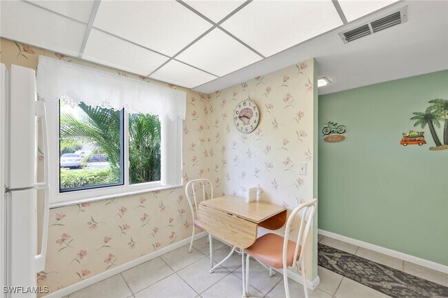 Building Photo - 142 Palm Dr