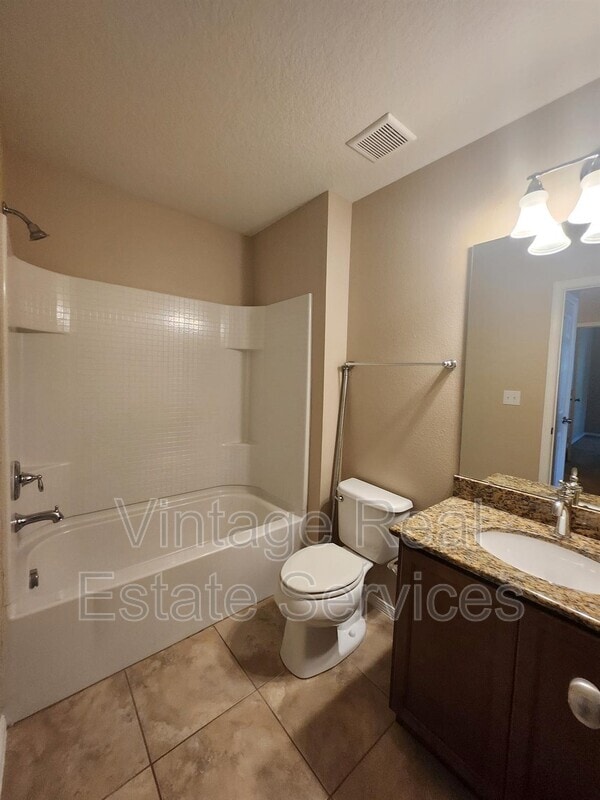 Building Photo - 4721 Chatterton Way
