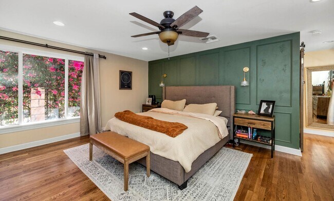 Building Photo - 1021 W Encanto Blvd