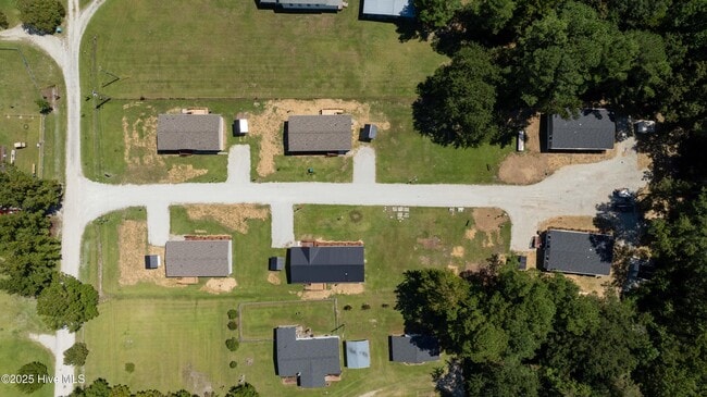 Building Photo - 1118 Old Tar Landing Rd