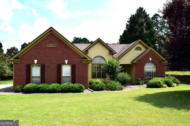 Building Photo - 450 Running Fawn Dr