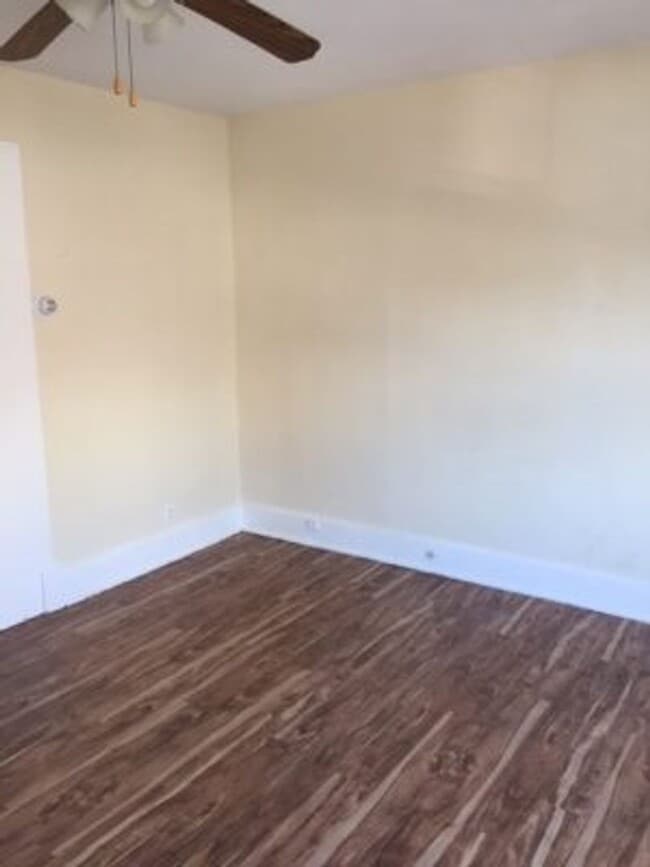 Building Photo - 2817 Glendora Ave