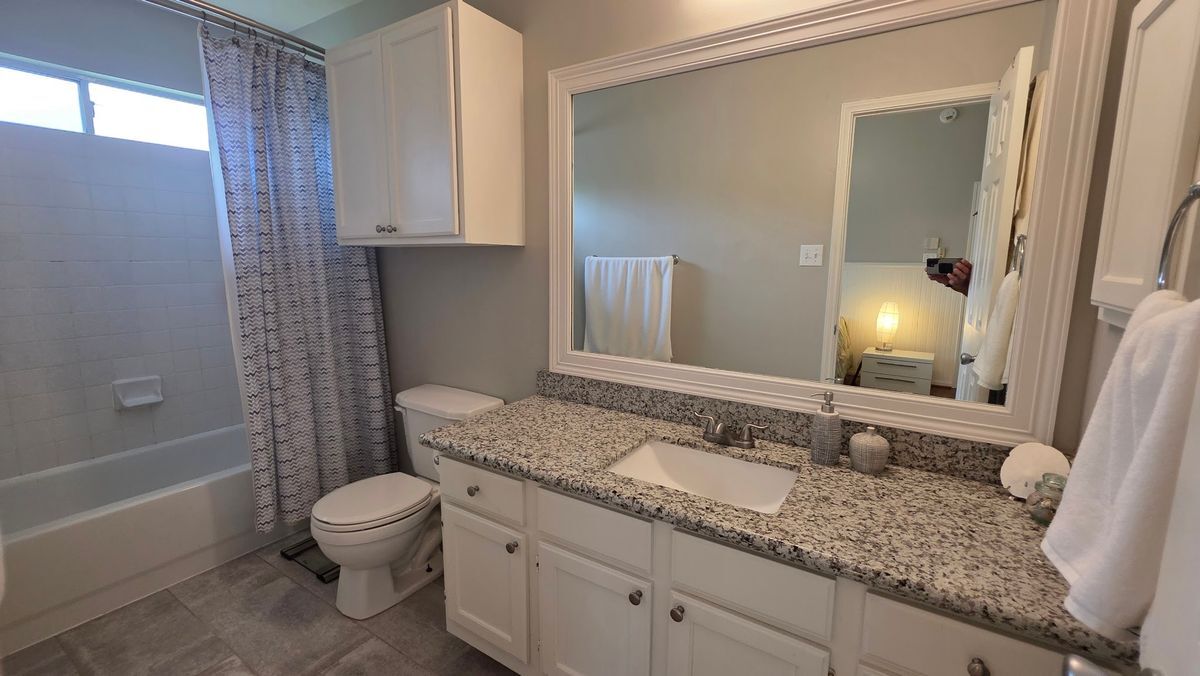 Building Photo - 7207 Brockington Dr