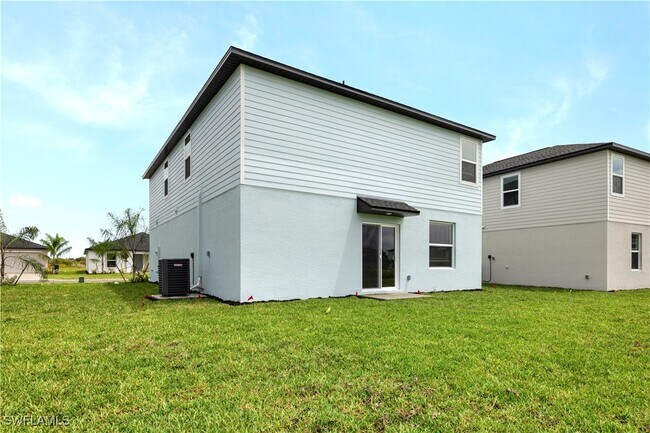 Building Photo - 4098 Lattuca