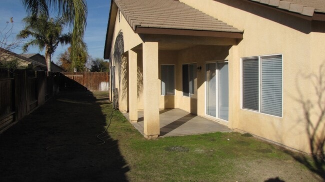 Building Photo - 3711 Campfire Dr