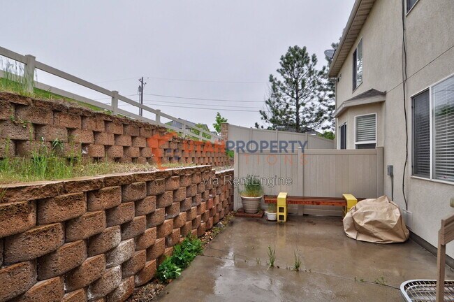 Building Photo - 6698 Balfour Ln W