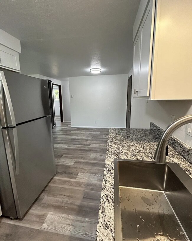 Building Photo - 2253/2255 Shadylane Drive