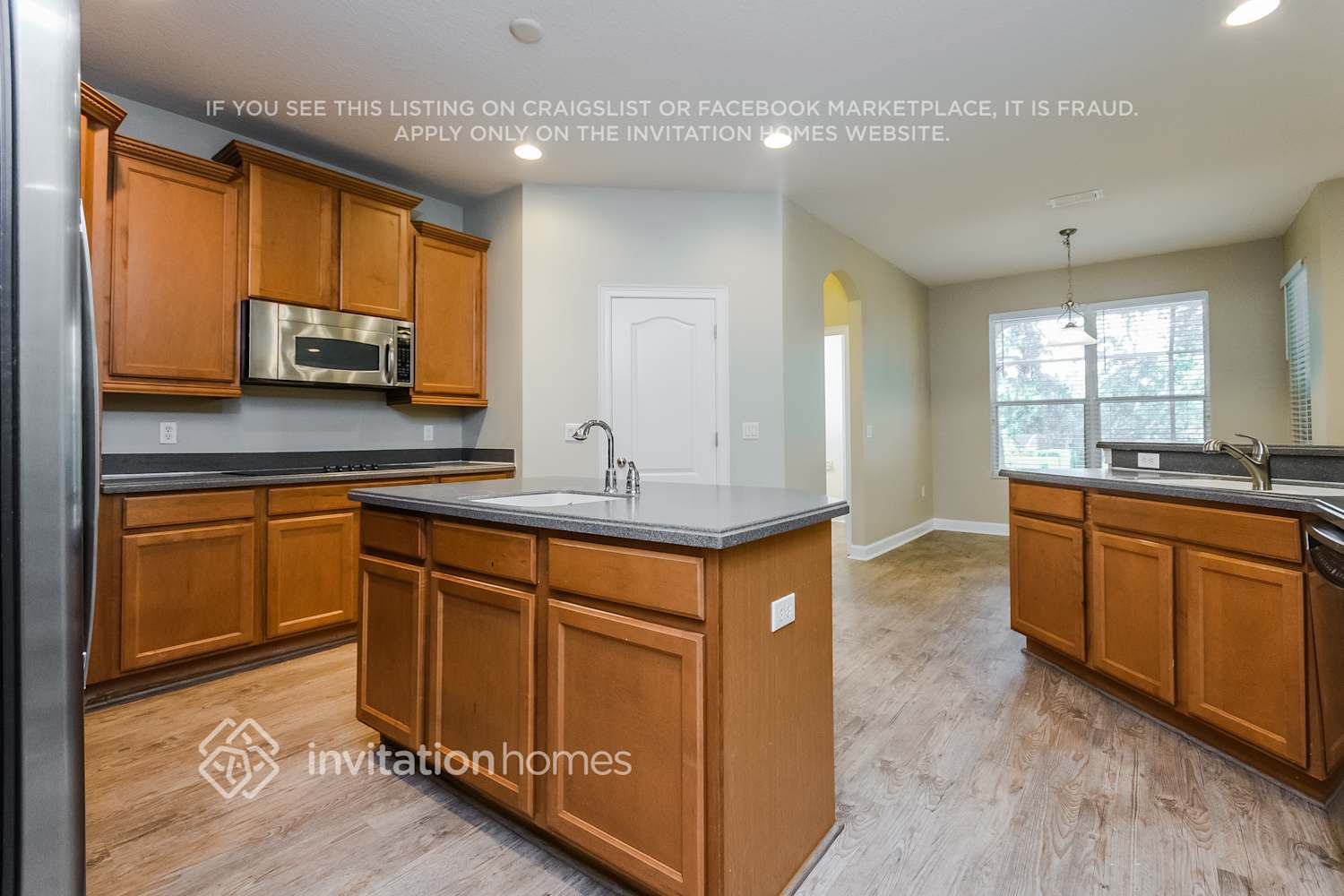 Building Photo - 2906 Park Meadow Dr