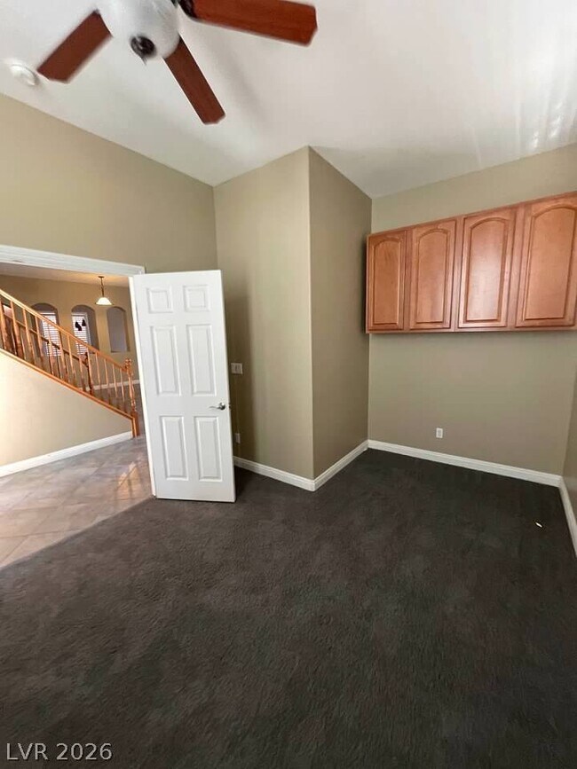 Building Photo - 9622 Staff Ln