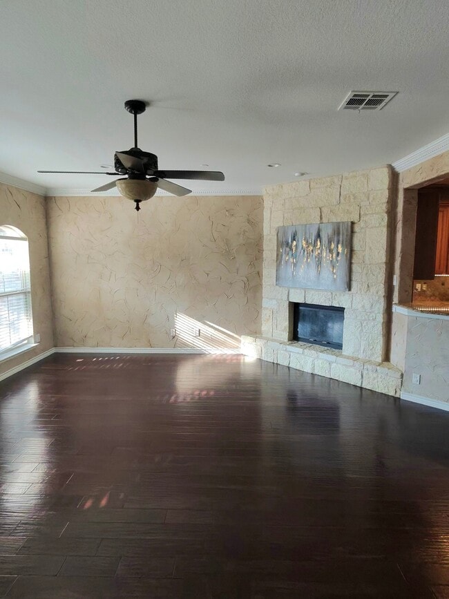 Building Photo - 6072 Pisa Ln