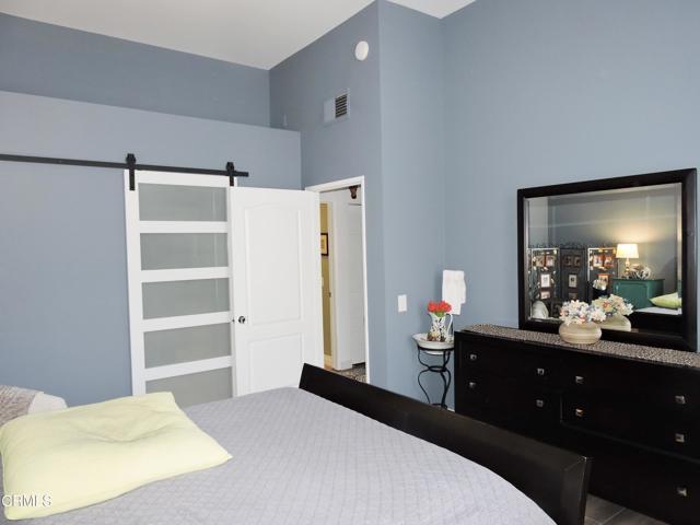 Building Photo - 650 Ivywood Ln