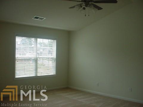 Building Photo - 2780 Beech Tr